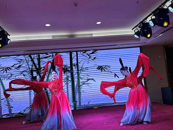 El 17 de enero de 2025, Shenzhen Xiangfei celebró su gran reunión anual de 2025.